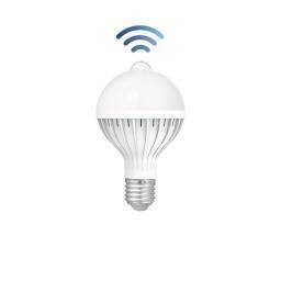 LAMPARA LED 9W CON SENSOR DE MOV. Y LUMINOSIDAD